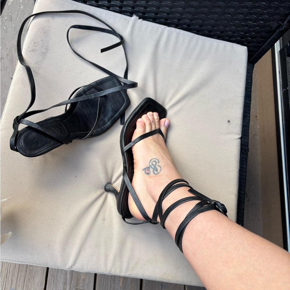 Zara sandals size 37